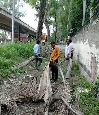 CWC samast staff safai abhiyan chalate hue
ek kadam swachhata ki or#AKASH KUMAR