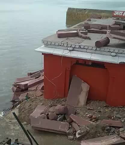 केशोरायपाटन: के पाटन में नदी के उफान के बाद हुआ नुकसान केशव मंदिर के नीचे घाट पर नुकसान#﻿@#135