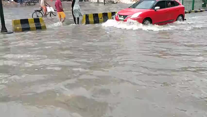 पटना ग्रामीण: Patna Flood
#patna #flood #exhibitionroad #gandhimaidan #oneplus