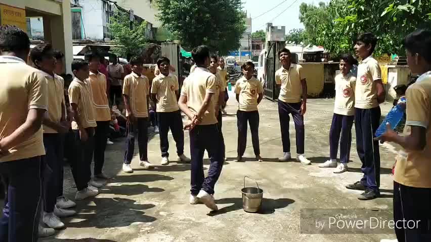 स्कुल के विधार्थीयो द्वारा ग्राम पंचायत में प्रस्तुत की लधु नाटिका #सावालाइव #TheStarNskChannel #publicapp