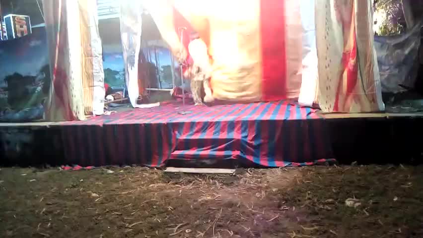 दशहरा मेले में रामलीला की प्रस्तुति देते हुए कलाकार
#सावालाइव
#दशहरामेला #नवरात्रि2019