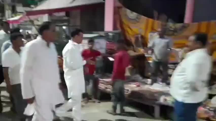 #डीडवाना - डीडवाना विधायक चेतन डूडी रूप चौदस के दिन व्यापारियों से मिलकर उन्हें दी दीपावली की बधाई