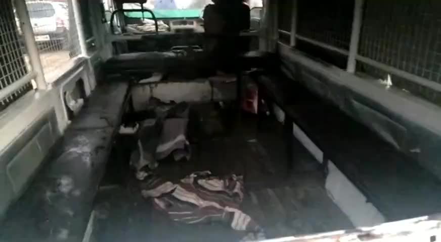 #नानौता(सहारनपुर)- वाहन में आग लगने से मची अफरा तफरी
