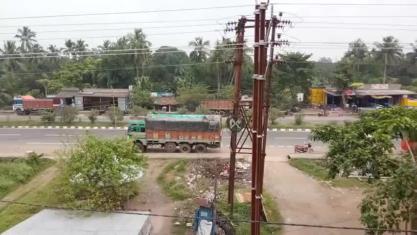 হুগলী জেলাজুড়ে ঘূর্নাবর্তের জের,আকাশের মুখভার
#Chuchurah #Hooghly #weather