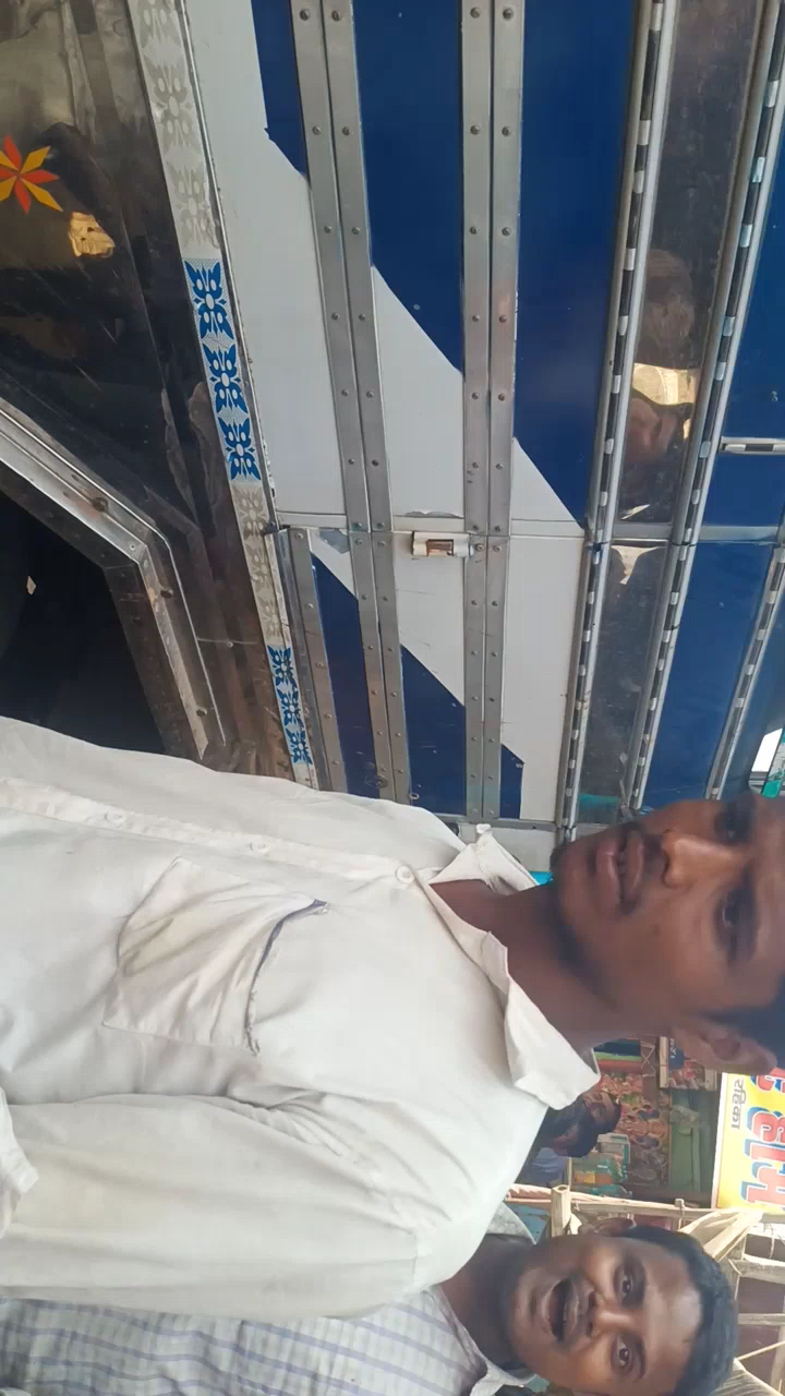 मधुबनी: rahika Insaaf Chauk ka najara hai ghatna Hua Hai Hotel Mei## ﻿@﻿@﻿@﻿@﻿@#12वीं_कॉमर्स  thok Diya Hai