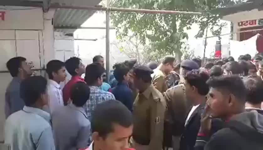 मीनापुर: देवरिया में अब तक की सबसे बड़ी चोरी एक साथ 16 दुकानों में डाका
#news #a2znews #muzaffarpur #minapur