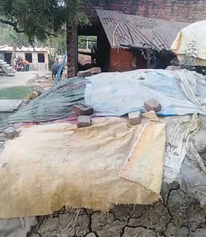 मुंबई उपनगर: रामबुझ प्रसाद प्रजापति ग्राम पोस्ट जाफरपूर आजमगढ़ जिला आजमगढ़ ﻿@#10l1954