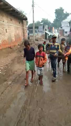 चैनपुर: Bhacho ne dhup krne ke le e sb kiya hai﻿#opt1949 #0245bhugftuidio **__HTML__amp;