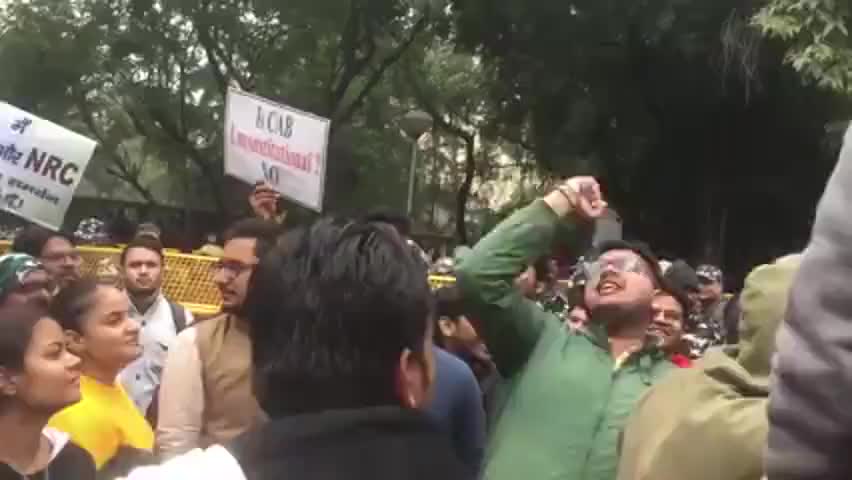 तुम्हें दे के रहेंगे #आज़ादी
Delhi University North Campus
               ABVP