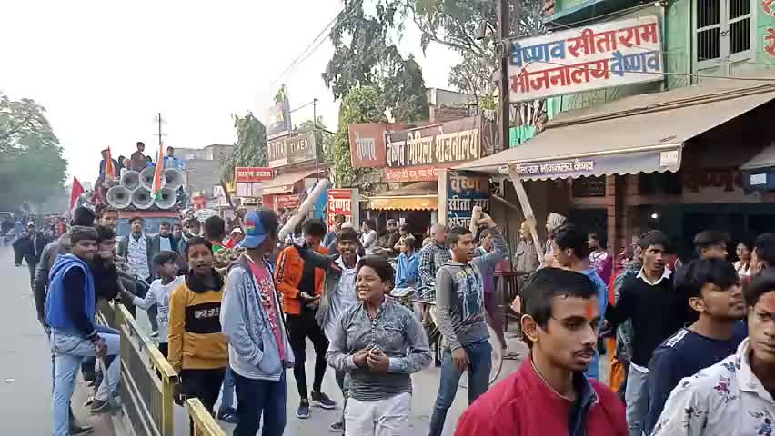 दरभंगा: #CAB और #NRC के समर्थन में दरभंगा वासियों द्वारा  
विशाल जनसैलाब ....