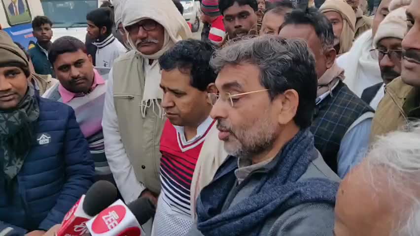 #समझो_समझाओ_देश_बचाओ यात्रा के क्रम बेतिया में मीडिया के बन्धुओं के सवालों का जवाब देते हुए।

#CAA_NRC_Protest
