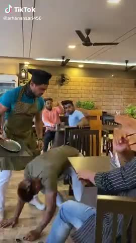 हुज़ूर: चिल्ला क्यू रहा है ।  #super