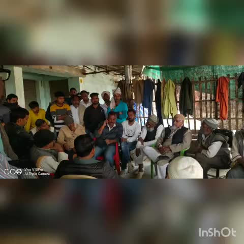 मछलीशहर: मुंगरा बादशाहपुर में अतिक्रमण हटाने का नोटिस मिलने से नाराज व्यापारियों ने मंडी सचिव का किया घेराव #व्यापार_मंडल