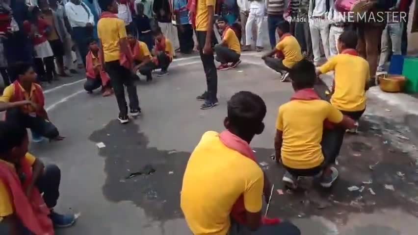 बरियारपुर: तीन बटिया चौक पर बाल रंग भिलाई छत्तीसगढ़ के कलाकारों ने बरियारपुर मेरी जान नुक्कड़ नाटक का किया मंचन #नुक्कड़_नाटक