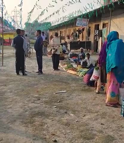 हाजीपुर: #lion heart byculla hajipur mein Mandi ya khula hai aapki aap sabhi ke liye bahut accha sabun sunhara mauka hai aur sabji saste Damon me