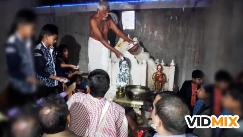 बौंसी: माघ पूर्णिमा को लेकर मधुसूदन मंदिर में उमड़ी श्रद्धालुओं की भीड़ #पूर्णिमा