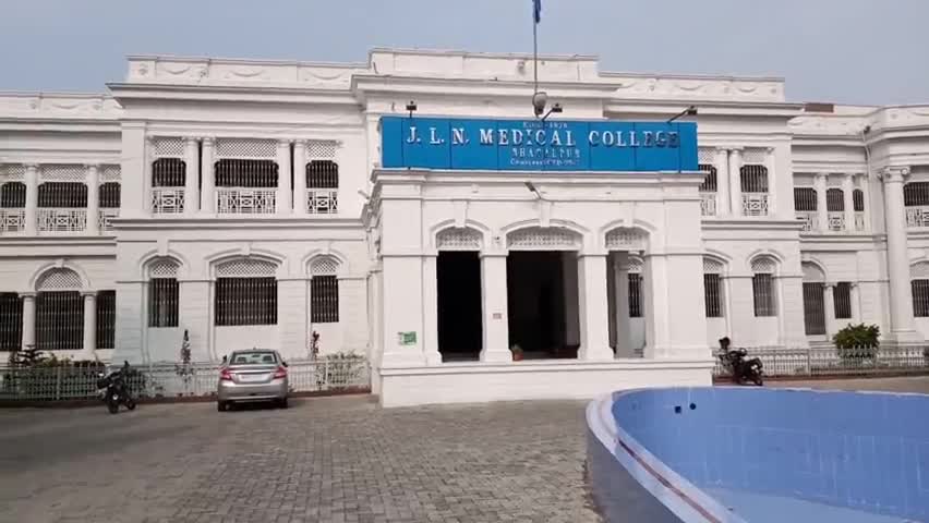 जगदीशपुर: सर्वे करने मेडिकल कॉलेज पहुंची भागलपुर स्मार्ट सिटी की टीम, हेल्थ मैनेजर समेत अस्पताल स्टाफ रहा मौजूद #मेडिकल_कॉलेज