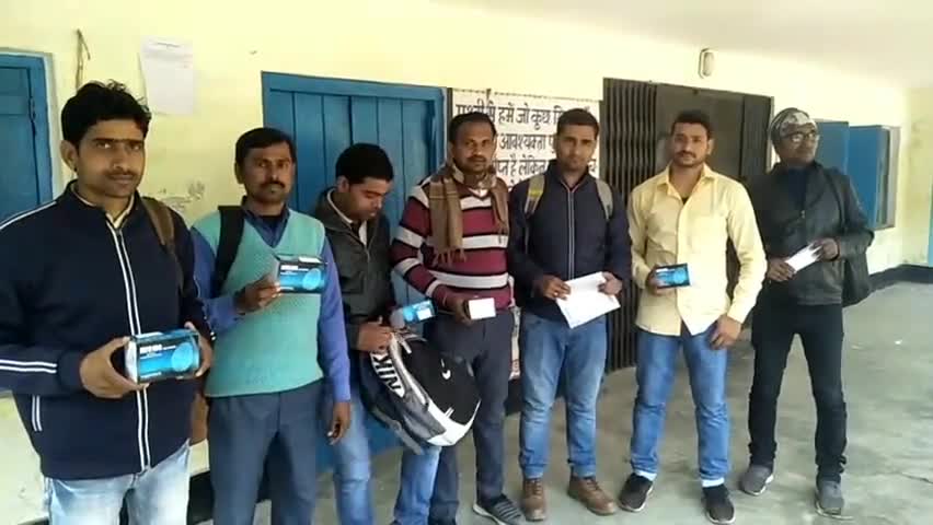 पचरुखी: ₹5 लाख का गोल्डेन कार्ड बनाने के लिए 18 कार्यपालक सहायकों को दिये गए मंत्रा युक्ति डिवाइस #आयुष्मान_भारत_योजना