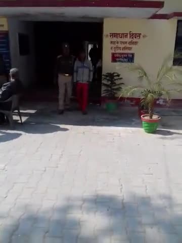 फूलपुर: दीदारगंज उप निरीक्षक ने मुखबिर की सूचना पर वांछित अभियुक्त को गिरफ्तार कर भेजा जेल #वांछित_अभियुक्त #पुलिस