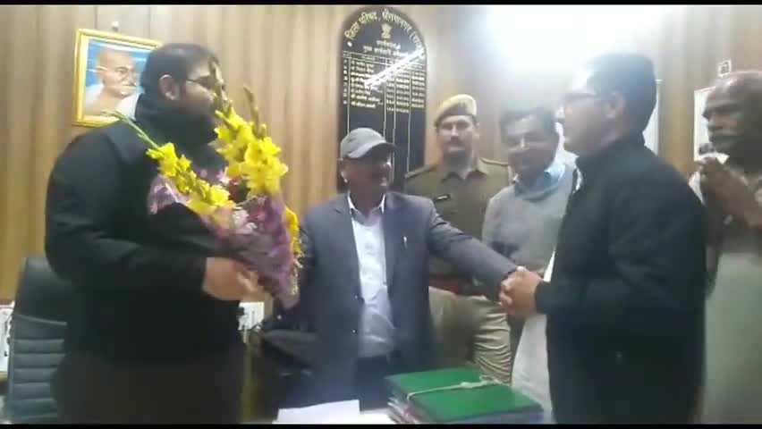 गंगानगर: जिला परिषद के CEO सौरभ स्वामी का हुआ स्थानांतरण, लोगों ने किया सम्मान #स्थानांतरण #सौरभ_स्वामी