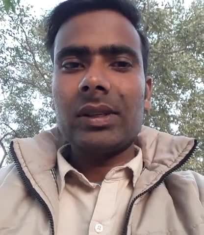 दरौंधा: दारौंदा शहर मुख्यालय स्थित आईटी भवन के परिसर में बीडीओ ने बीएलओ के साथ की बैठक #bdo #blo