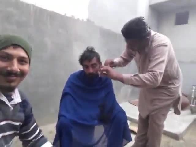 करणपुर: केसरीसिंहपुर कस्बे के राजेंद्र शर्मा को मिला एक और विक्षिप्त, 2-3 दिन में लेने आएंगे परिजन #सराहनीय_पहल