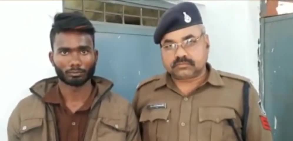 हुज़ूर: रीवा में वाईक सवार 3 बदमाशों ने नाबालिग लड़की का अपहरण करके सनसनी सलाई। #नवालिक लड़की का अपरहण#
