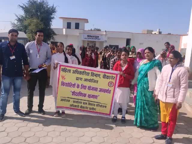 खाजूवाला: खाजूवाला ग्राम पंचायत परिसर में किया गया किशोरी मेले व जांच शिविर का आयोजन #जांच_शिविर