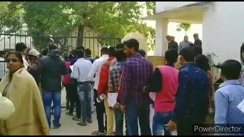 कहरा: 9वें दिन कड़ी सुरक्षा व्यवस्था के बीच इंटरमीडिएट की प्रथम पाली की परीक्षा हुई शुरु #इंटरमीडिएट_परीक्षा