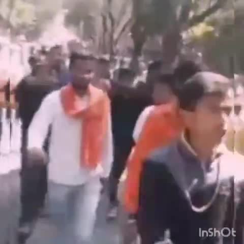 गोलमुरी-सह-जुगसलाई: साकची के जुबली पार्क में विश्व हिंदू परिषद व बजरंग दल ने वेलेंटाइन डे के विरोध में नारेबाजी की #वेलेंटाइन_डे #बजरंग_दल