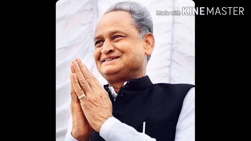 जयपुर: शहीद स्मारक पर सीएए विरोधियों के धरने पर पहुंचकर मुख्यमंत्री अशोक गहलोत ने दिया समर्थन
#caa #ashok_gehlot