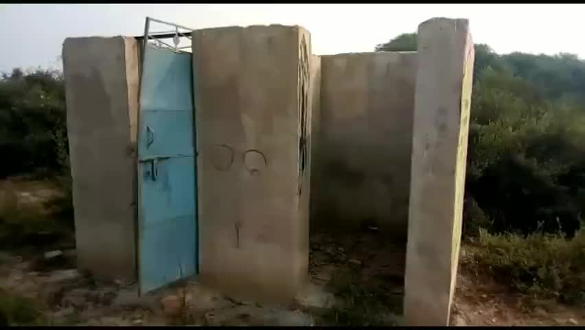 भांडेर: धर्मपुरा के सिमथरा में बनाए गए खेल मैदान का नहीं हो रहा रख-रखाव, उग रही झाड़ियां #जनसमस्या #खेल_मैदान