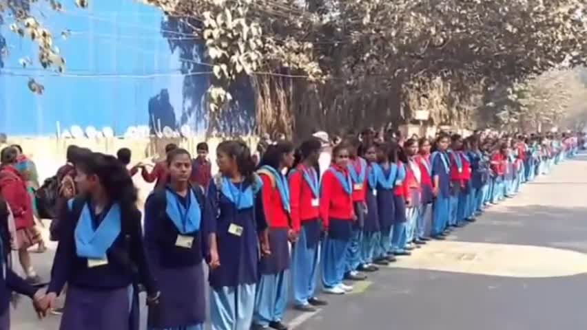 मोतिहारी: मोतिहारी में मानव श्रृंखला में भागीदारी निभाने वाले निजी स्कूलों को किया गया सम्मानित #मानव_श्रृंखला #सम्मान