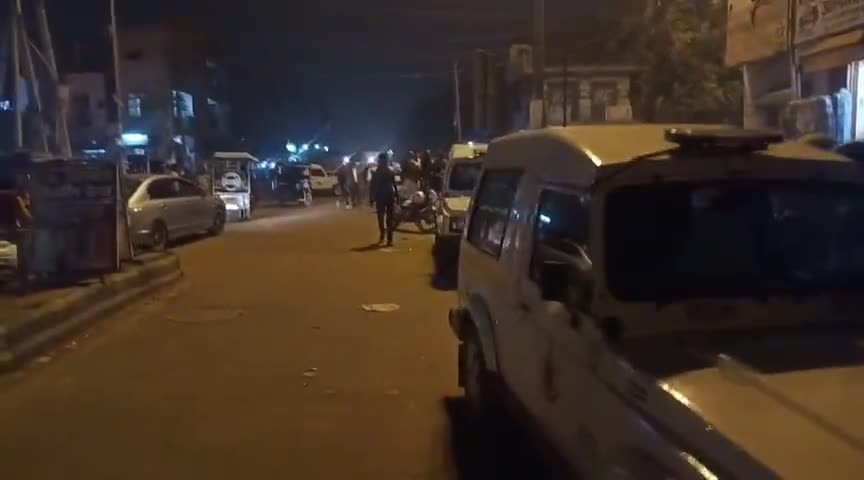 मॉडल टाऊन: जहांगीरपुरी थाना प्रभारी तेजपाल जायसवाल ने इलाके में किया जनरल गस्त  #delhi_police #crime