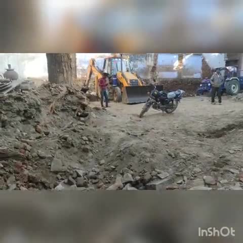 देसूरी: देसूरी के मुख्य बाज़ार में जैन समुदाय द्वारा चंद्र प्रभु के मंदिर के भूमि पूजन को लेकर तैयारियां हुईं शुरू #भूमि_पूजन