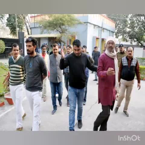 मुशहरी: बीआरए बिहार विश्वविद्यालय के कुलपति आवास पर हुआ बवाल, कुलपति से मिलने ना देने पर भड़के छात्रनेता #कुलपति #छात्रनेता