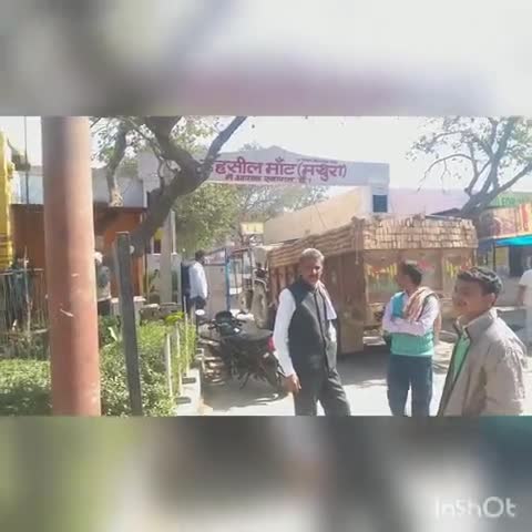 मांट: उप-जिलाधिकारी ने ओवरलोड ट्रैक्टरों के खिलाफ अभियान चलाकर पकड़े आधा दर्जन ईटों के ओवरलोड ट्रैक्टर #ओवरलोडिंग