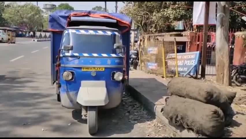 बाघमारा/कतरास: तेलमच्चो में अवैध कोयला ले जा रहे टेम्पो को एसओजी की टीम ने पकड़ कर महूदा पुलिस को सौपा #अवैध_कोयला #एसओजी
