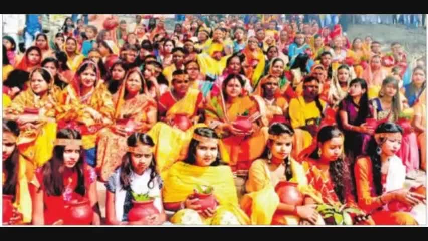 झरिया/जोरापोखर/सिंदरी: सुदामडीह में  गिरिजेश्वर नाथ महादेव मंदिर प्रांगण में सात दिवसीय श्री श्री रूद्र महायज्ञ शुरू, 351 महिलाओं ने निकाला  भव्य कलश शोभायात्रा#धर्मकर्म
