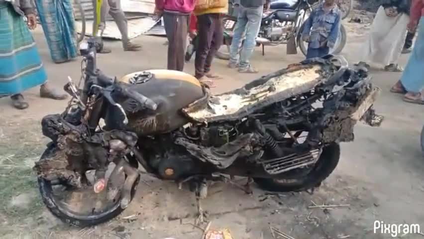 सोनबरसा: जेम्हरा गांव में अज्ञात कारणों से घर में आग लगने के कारण लाखों की सम्पति जलकर हुई राख #अग्निकांड