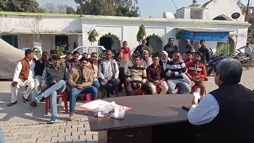 स्वार: स्वार कोतवाली में SDM और CO की अध्यक्षता में 16 लावारिस मोटरसाइकिलों की गई नीलामी #नीलामी