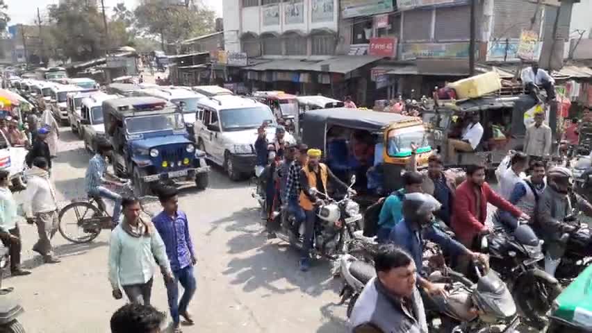 वारिसनगर: शहर में भाकपा माले नेता कन्हैया कुमार का जाम में फंसा काफिला, पुलिस रही परेशान #कन्हैया_कुमार