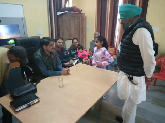 करणपुर: एसडीएम ने गांव खरला में रात्रि चौपाल लगाकर सुनी ग्रामीणों की समस्याएं #जनचौपाल #चौपाल