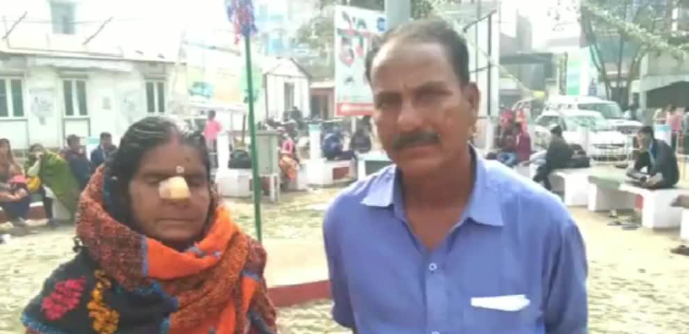 बड़हरिया: बुध्सी गांव में जमीन विवाद को लेकर हुई मारपीट में 2 लोग घायल, स्थानीय स्वास्थ्य केंद्र में भर्ती #मारपीट #जमीन_विवाद