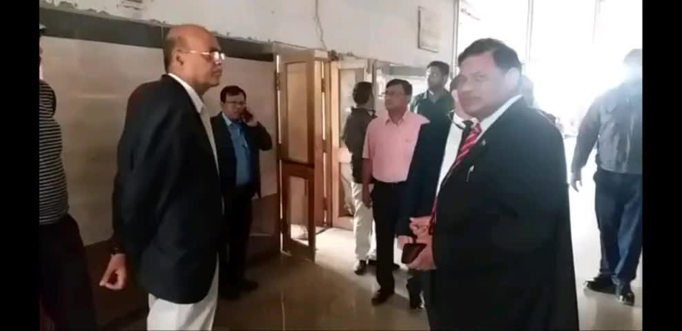 हुज़ूर: नवोदय विद्यालय में फ़ूड पॉइजनिंग मामले में कमिश्नर ने हॉस्टल प्रबंधक व प्राचार्य की वेतन वृद्धि रोकी