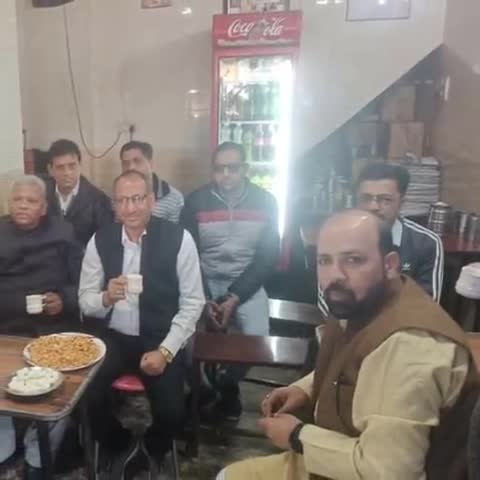 छछरौली: यमुनानगर में दुकान में चाय पीने पहुंचे केंद्रीय राज्य मंत्री रतन लाल कटारिया #केंद्रीय_मंत्री #रतन_लाल_कटारिया