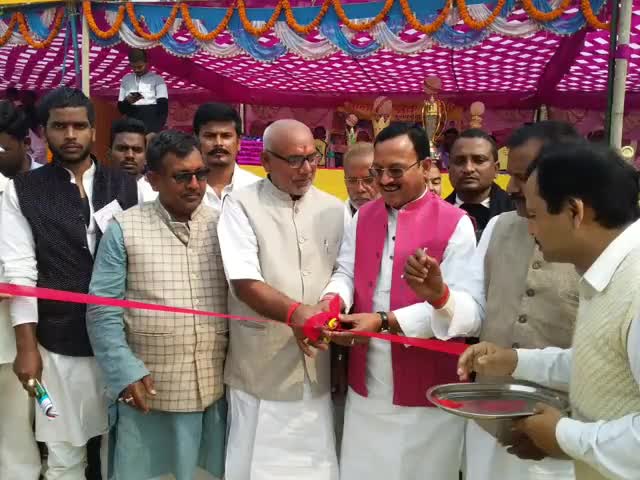 एकमा: ताजपुर फुलवरिया में वॉलीबॉल प्रतियोगिता का हुआ आयोजन, महिला एवं पुरुष टीम ने लिया भाग #वॉलीबॉल