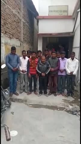 महुआ: महुआ पशु अस्पताल परिसर में टीका कर्मी की मौत पर किया गया शोक सभा का आयोजन #शोक_सभा #श्रद्धांजलि