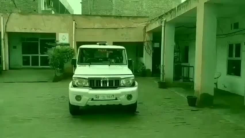 फतेहाबाद: रतिया रोड पर कुलदीप मैरिज पैलेस के पास पुलिस ने बाइक सवार युवक को 20.5 ग्राम हेरोइन के साथ किया गिरफ्तार #अपराध #हेरोइन