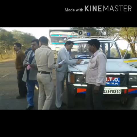 कुंडम: बाईपास में आरटीओ ने की वाहन चेकिंग, फर्जी तरीके से चल रहे वाहनों का काटा चालान #आरटीओ #वाहन_चेकिंग